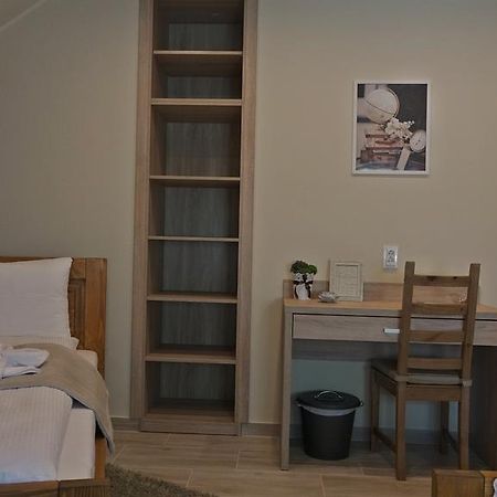 Bed and Breakfast Alice Panzio Gold Kalocsa Exterior foto
