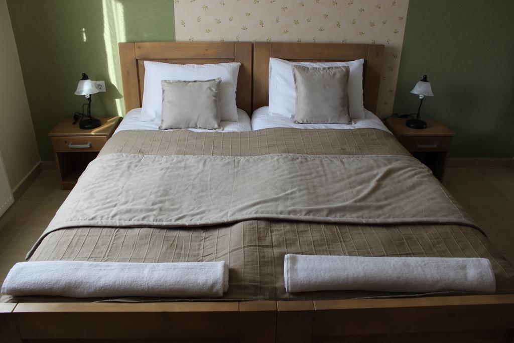 Bed and Breakfast Alice Panzio Gold Kalocsa Zimmer foto