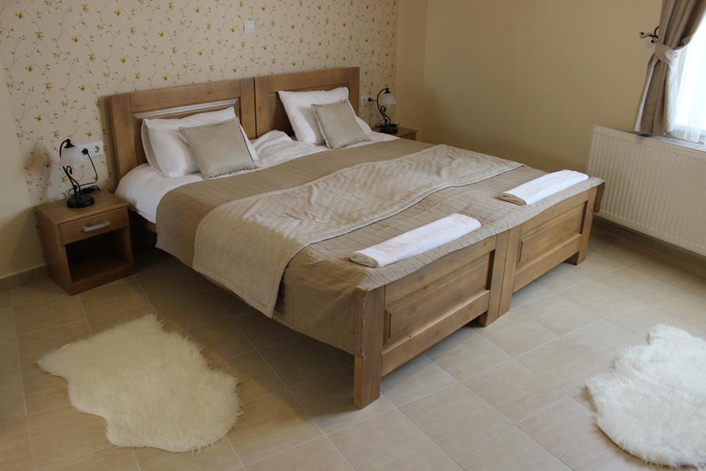 Bed and Breakfast Alice Panzio Gold Kalocsa Zimmer foto