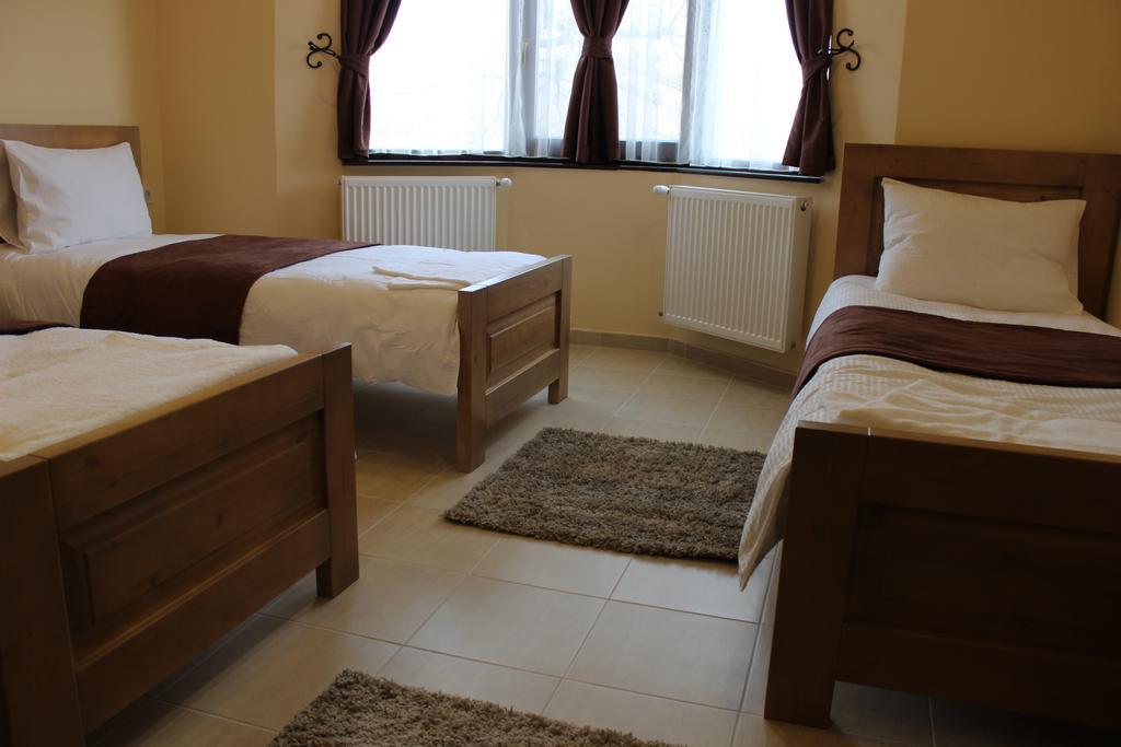 Bed and Breakfast Alice Panzio Gold Kalocsa Zimmer foto