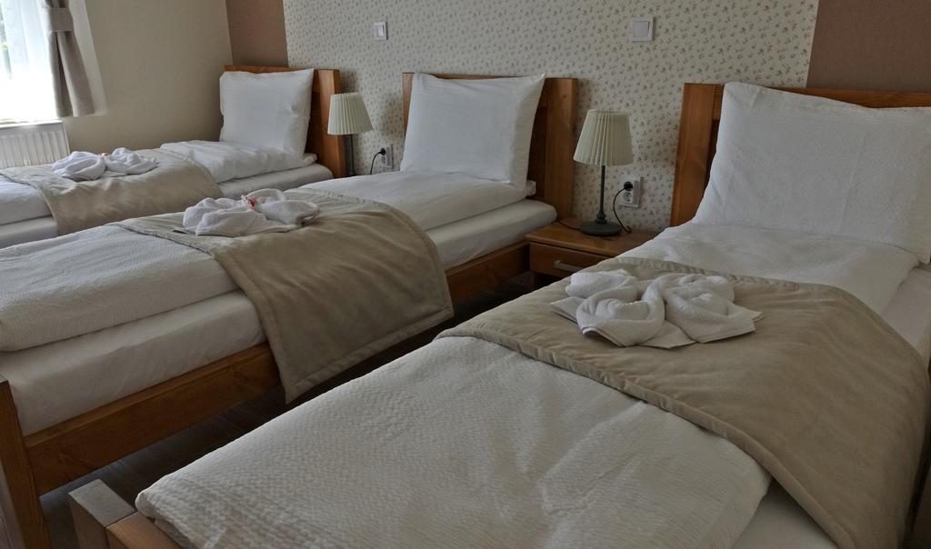 Bed and Breakfast Alice Panzio Gold Kalocsa Exterior foto